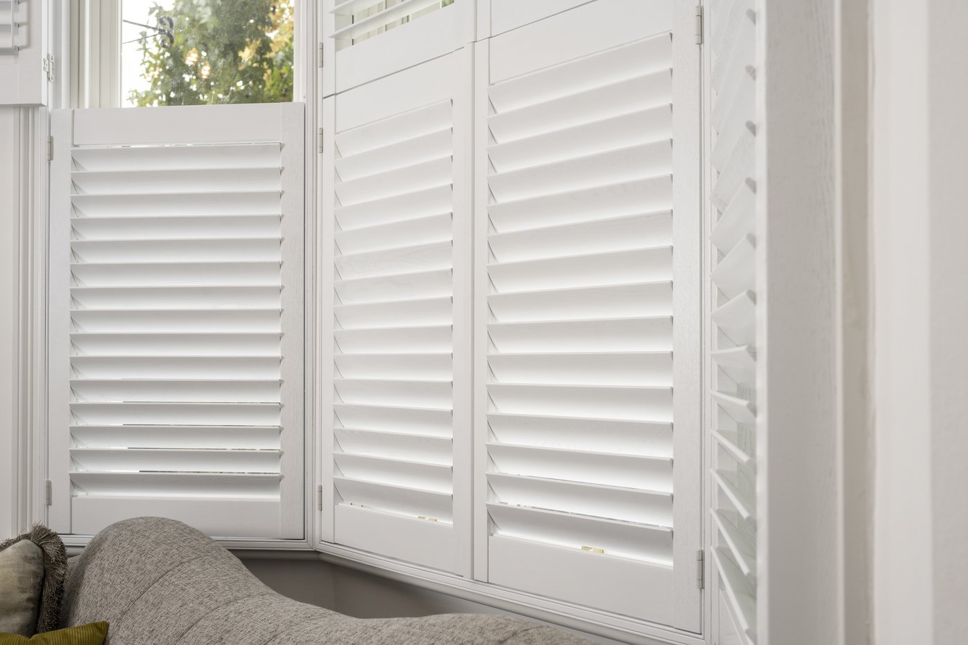 Made-to-measure shutter survey in an Ipswich home